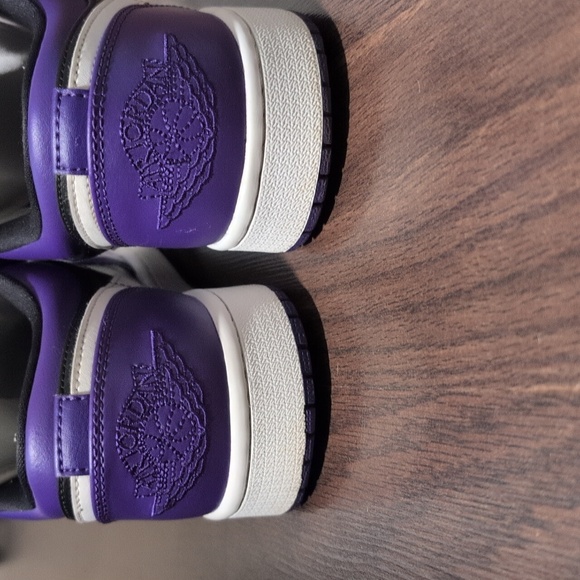 Jordan 1 Low Retro Court Purple Mens 9 - Picture 3 of 8